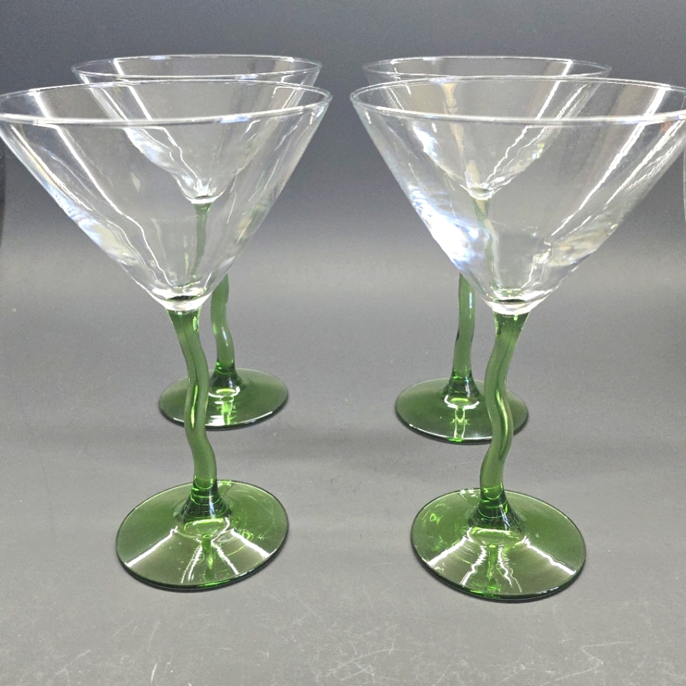 Vintage 1980's Libbey Courbe Green Zig Zag/Bent Stem Martini Glasses- Set of 4